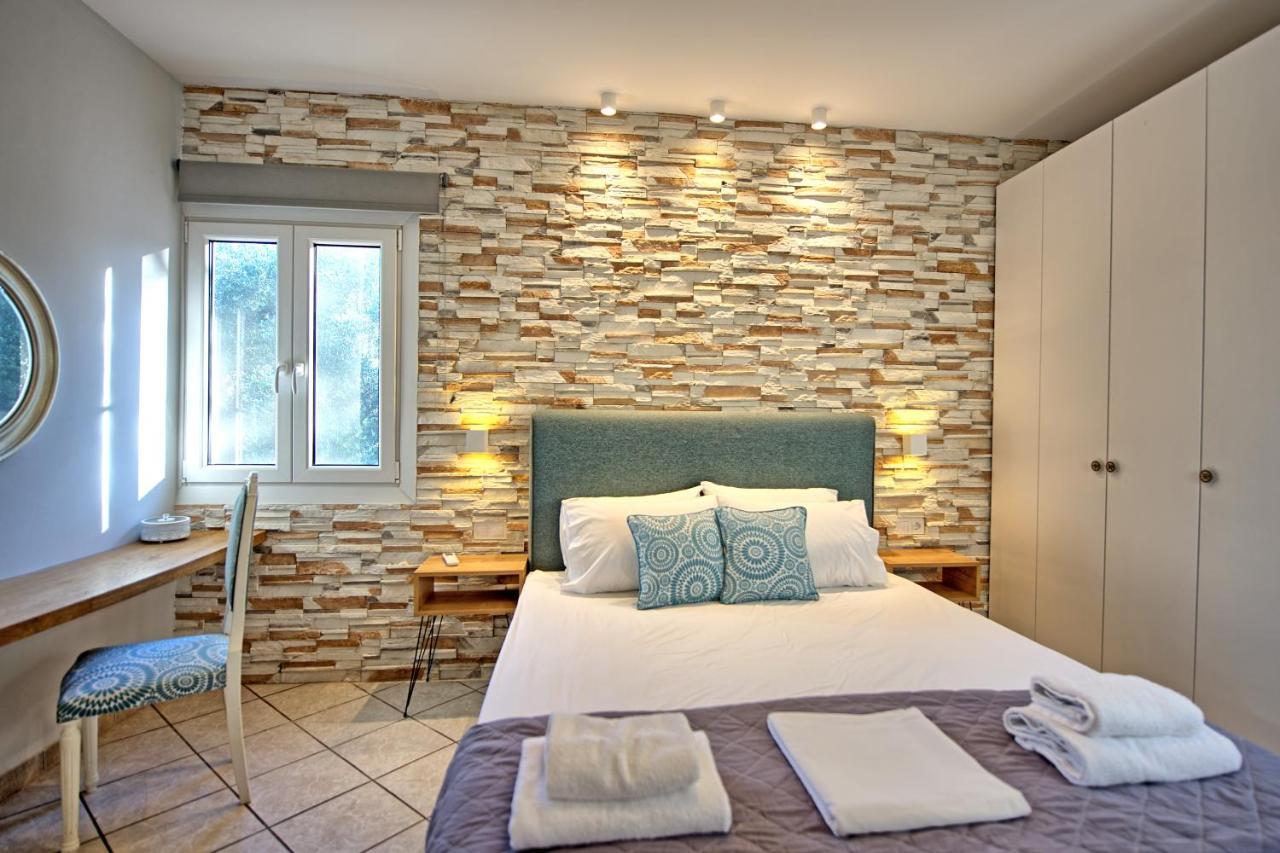 Agios Spyridon  Beachfront Villa Seasun By Posarellivillas מראה חיצוני תמונה